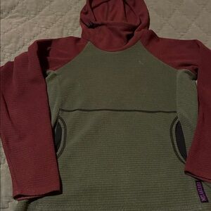 Women’s Melanzana Green and Maroon Hooded Jacket